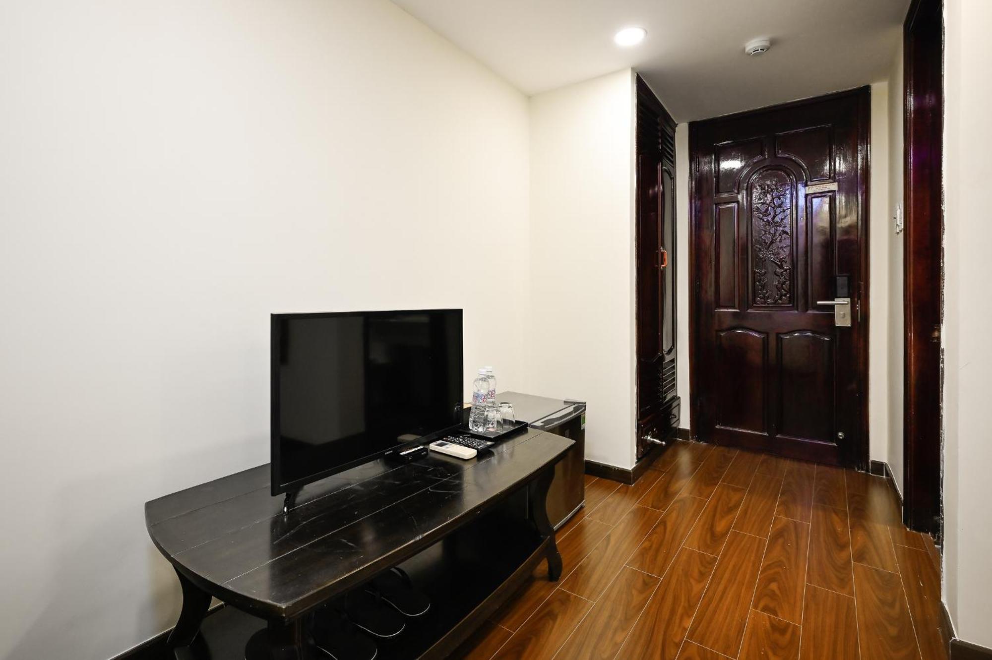 הו צ'י מין סיטי Red Sun Airport Saigon Hotel מראה חיצוני תמונה